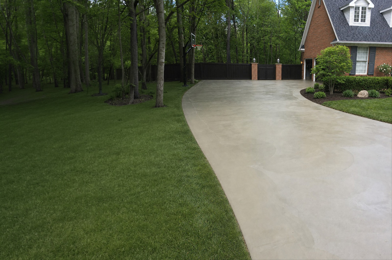 Curved concrete driveway poured in South Bend, Indiana by Marc Todd Concrete